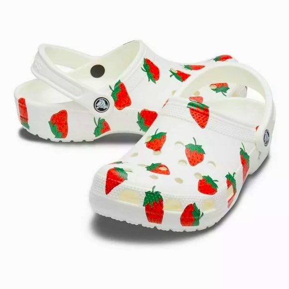 CROCS Shoes - 🍓 CROCS Vacay Vibes White Clog Strawberry Print